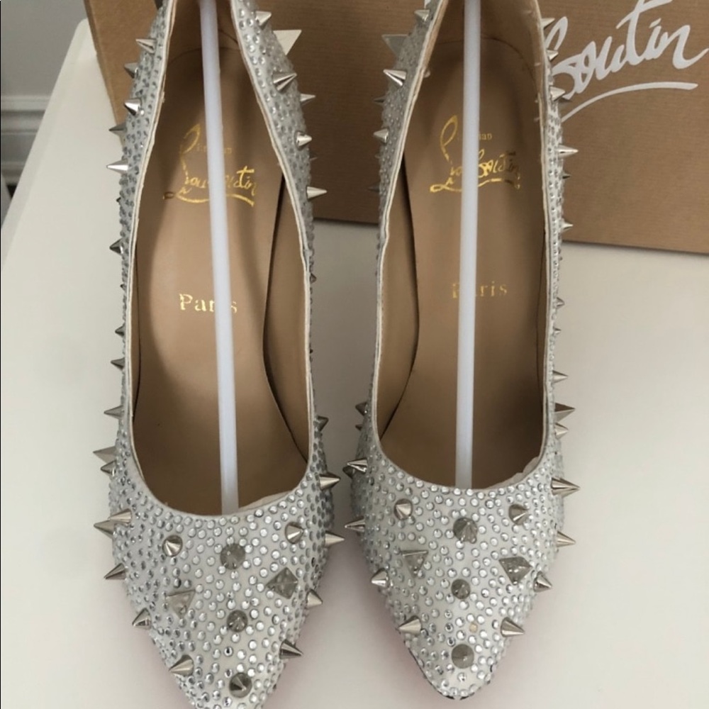 Heels - Picture 4 of 9